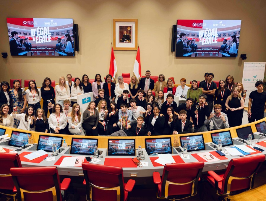 Journée Internationale de la Fille au Conseil National